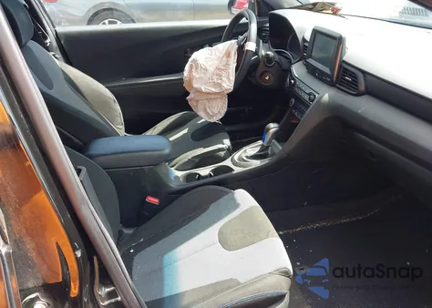 2019 Hyundai Veloster 2.0 из США, поврежденный, VIN KMHTG6AF1KU003446